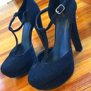 Strappy, black, platform, heels